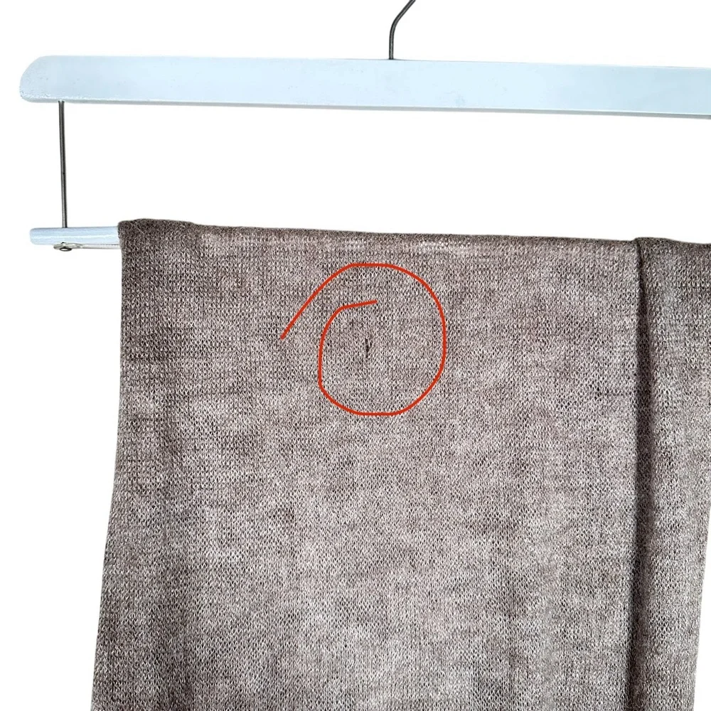 LATIERRA Sierra Hand-brushed Baby Alpaca Scarf in taupe - Picture 7 of 8